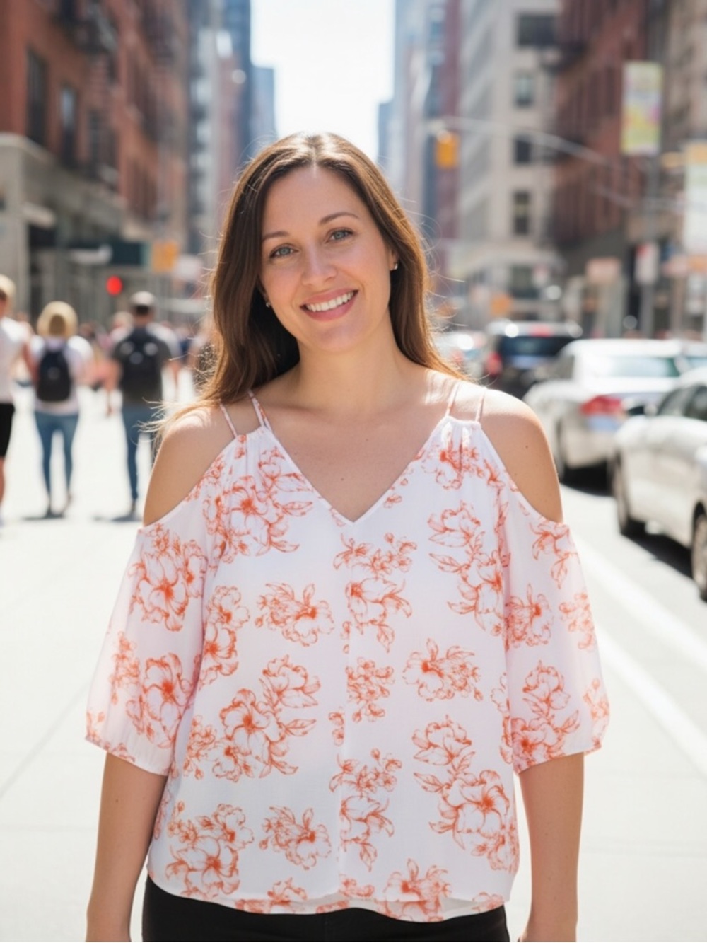Stitchfix white floral cold shoulder top M summer